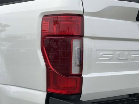 Certified 2022 Ford F250 Lariat w/ Black Appearance Package AWD/4WD image 8