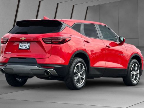 Used 2024 Chevrolet Blazer LT image 4