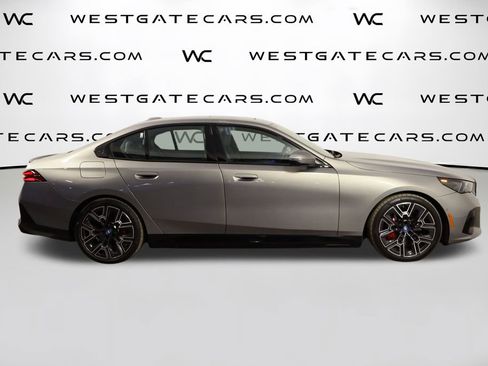 Used 2024 BMW i5 eDrive40i w/ M Sport Package image 51