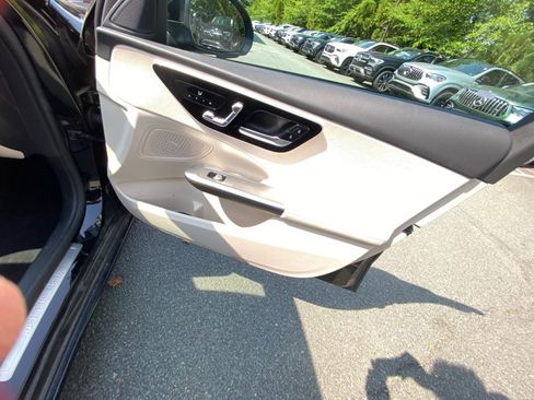 Used 2023 Mercedes-Benz C 300 4MATIC Sedan image 31