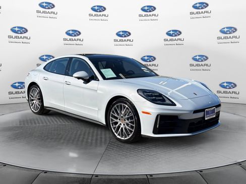 Used 2026 Porsche Panamera RWD image 7