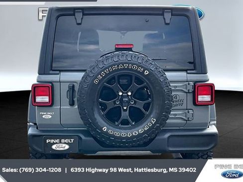 Used 2022 Jeep Wrangler Unlimited Sport image 4