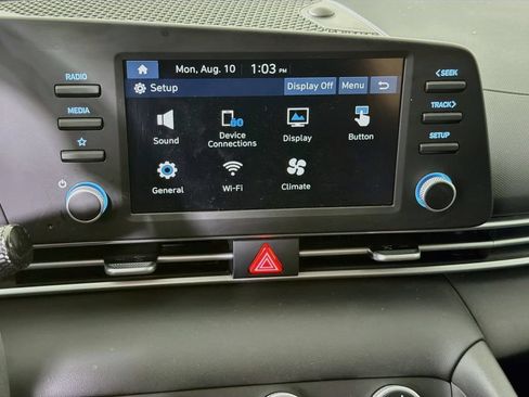 Used 2026 Hyundai Elantra SE FWD image 35
