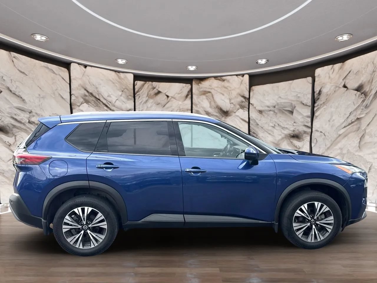 Used 2021 Nissan Rogue SV w/ Premium Package AWD/4WD image 8