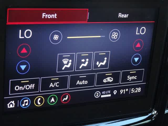 Used 2023 Chevrolet Traverse LT w/ LT Premium Package AWD/4WD image 33