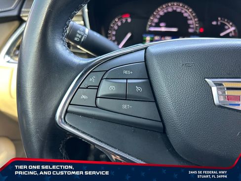 Used 2018 Cadillac XT5 FWD image 27