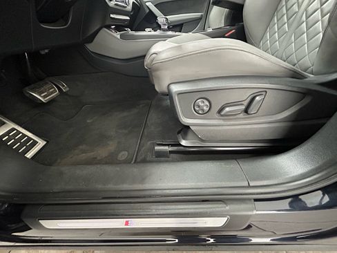 Used 2018 Audi SQ5 Prestige image 28