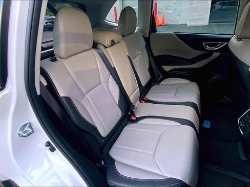 Used 2023 Subaru Forester Limited AWD/4WD image 28