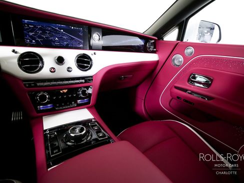 Used 2024 Rolls-Royce Spectre w/ Spectre Launch Package AWD/4WD image 15