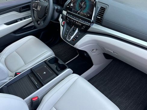 New 2026 Honda Odyssey EX-L image 25