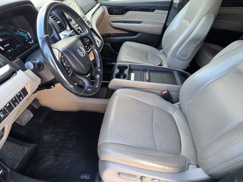 Used 2018 Honda Odyssey Elite image 6