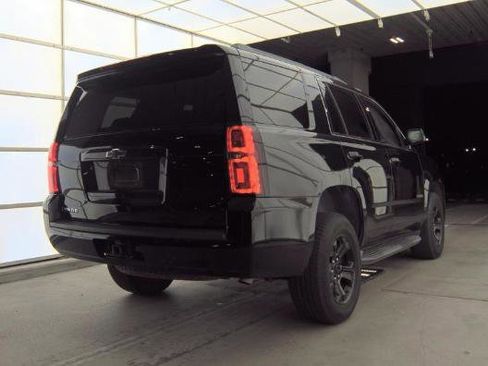 Used 2019 Chevrolet Tahoe LS image 2