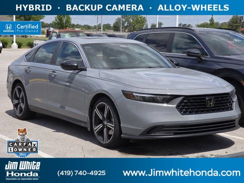Used 2023 Honda Accord Sport image 1