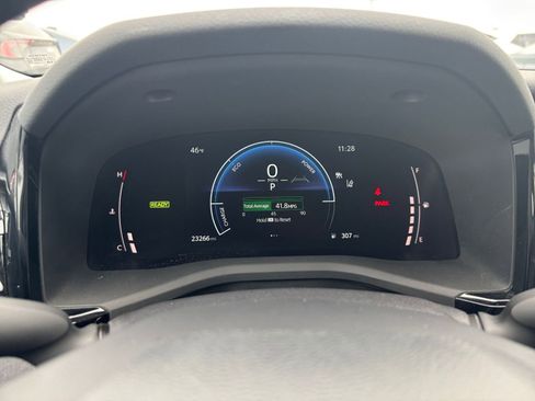 Used 2025 Toyota Camry LE image 39