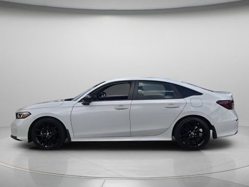 Certified 2025 Honda Civic Sport image 3