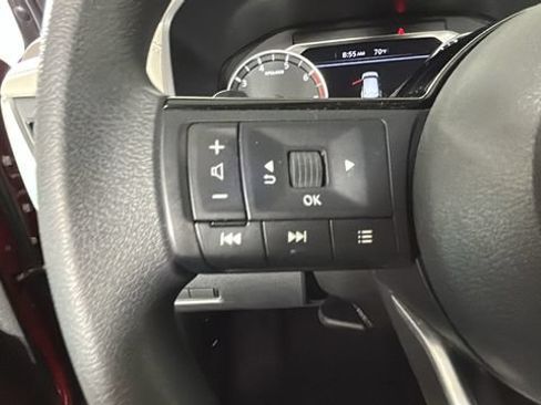 Used 2023 Nissan Rogue SV AWD/4WD image 15