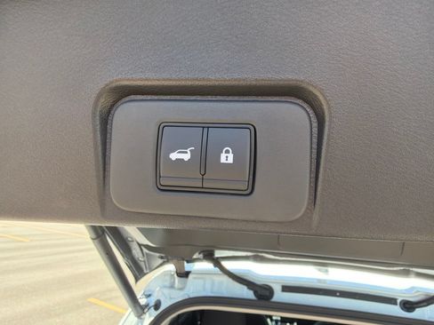 New 2026 Nissan Rogue SV AWD/4WD image 11