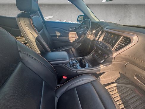 Used 2022 GMC Acadia AT4 w/ Technology Package image 25