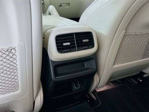 Used 2023 Mercedes-Benz GLE 450 4MATIC image 29