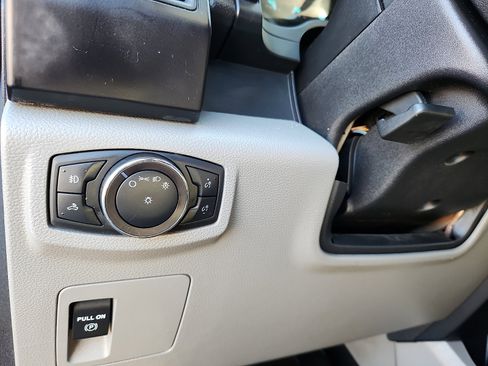 Used 2019 Ford F150 XL w/ Equipment Group 101A Mid image 26