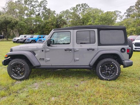 Used 2021 Jeep Wrangler Unlimited Sport AWD/4WD image 9