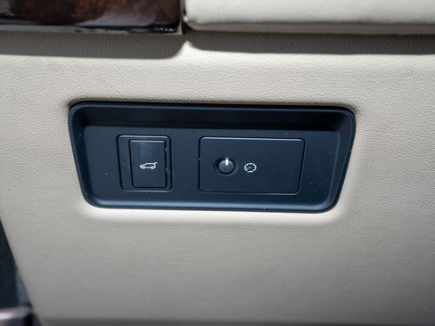 Used 2021 Land Rover Range Rover Westminster Edition image 30