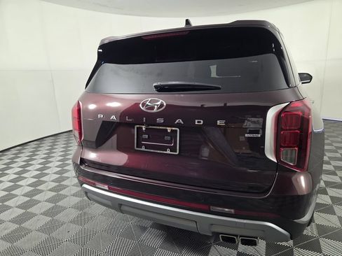 Used 2023 Hyundai Palisade SEL AWD/4WD image 6