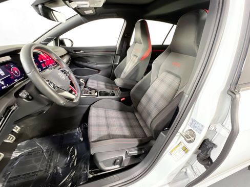 Used 2024 Volkswagen GTI SE image 21