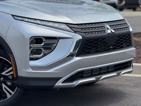 New 2025 Mitsubishi Eclipse Cross AWD image 3