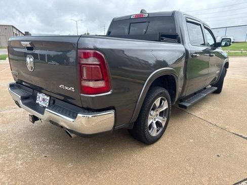 Used 2019 RAM 1500 Laramie AWD/4WD image 5
