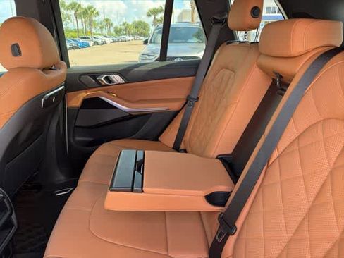 Used 2024 BMW X5 xDrive40i w/ M Sport Package AWD/4WD image 46