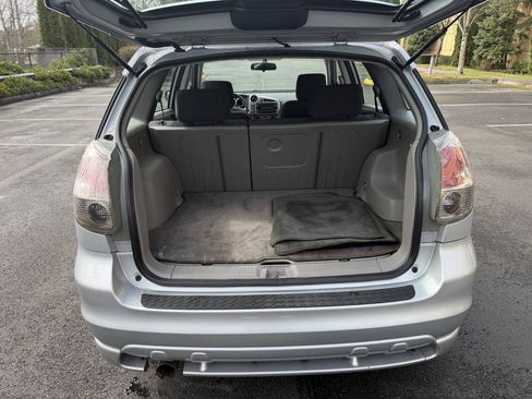Used 2006 Toyota Matrix XR FWD image 7