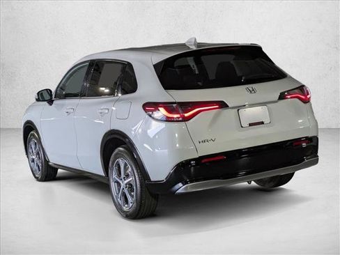 Used 2024 Honda HR-V EX-L image 8