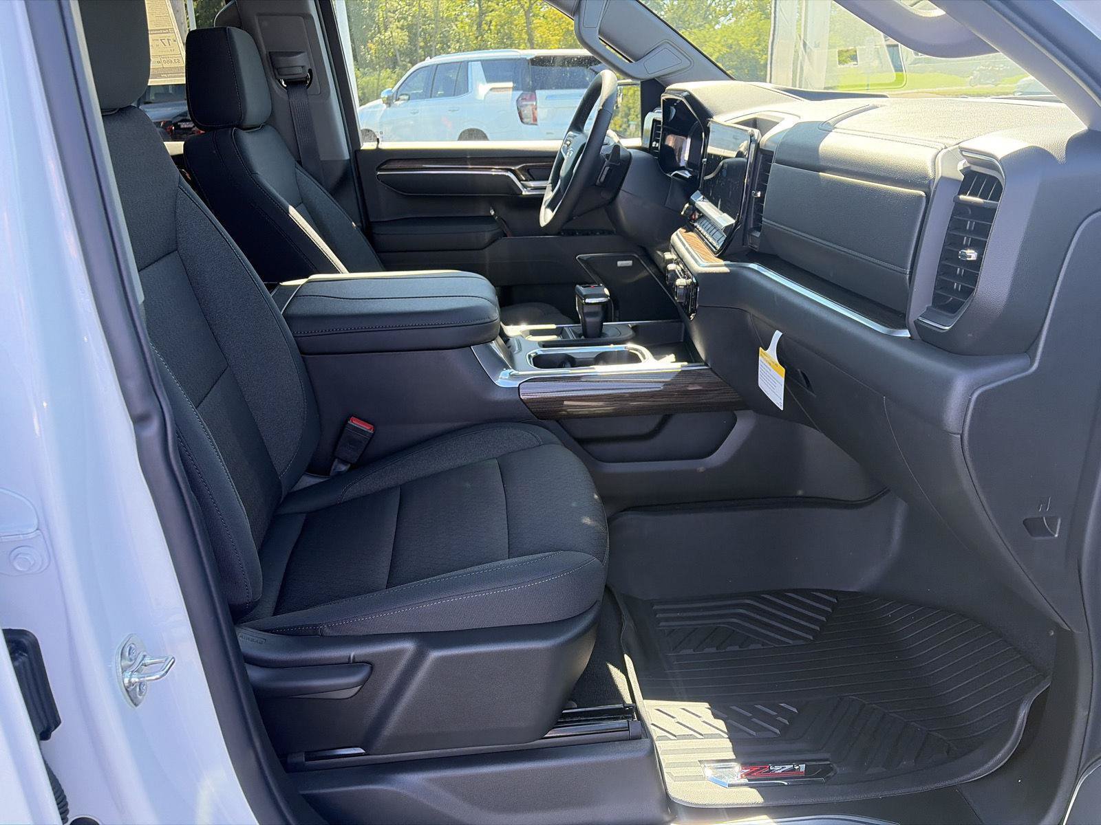New 2026 Chevrolet Silverado 1500 RST AWD/4WD image 15