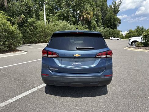 Used 2024 Chevrolet Equinox LS w/ LS Convenience Package FWD image 4
