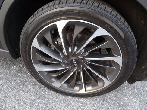 Certified 2024 Lincoln Aviator Reserve w/ Equipment Group 201A image 14