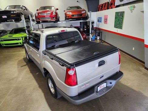 Used 2002 Ford Explorer Sport Trac 4x4 image 50