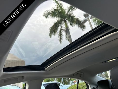Certified 2024 Lexus ES 300h w/ Premium Package FWD image 16