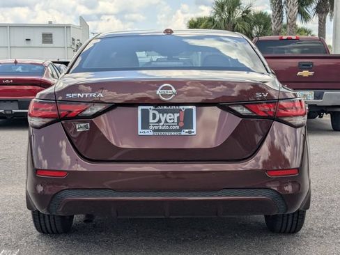 Used 2022 Nissan Sentra SV FWD image 6