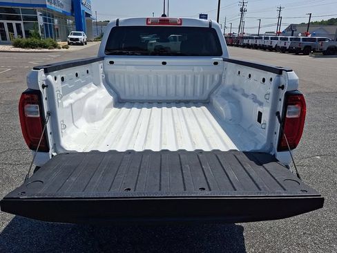 Certified 2024 GMC Canyon Elevation RWD image 27