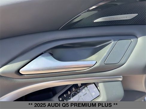New 2025 Audi Q5 Premium Plus image 12