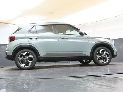 New 2026 Hyundai Venue SEL image 43