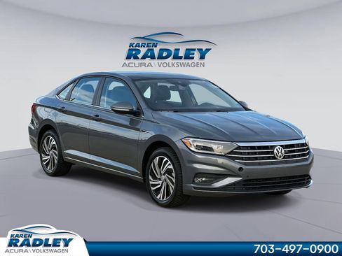 Certified 2021 Volkswagen Jetta SEL Premium image 1