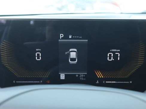 New 2025 Kia K4 FWD image 32