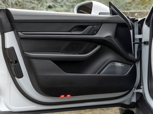 Certified 2022 Porsche Taycan Turbo image 20