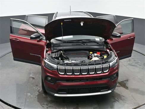 Used 2022 Jeep Compass Limited image 62