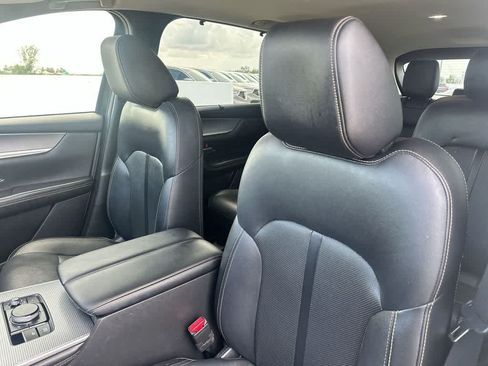 Used 2024 MAZDA CX-90 3.3 Turbo w/ Preferred Package AWD/4WD image 14