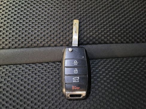 Used 2019 Kia Optima LX w/ LX Premium Package image 32