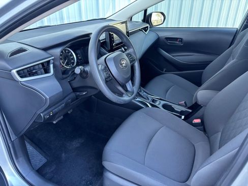 Used 2022 Toyota Corolla LE image 15