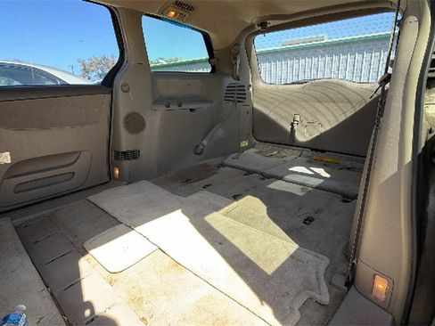Used 2006 Toyota Sienna CE image 13